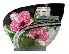 0884 glazen decoratie met roze bloemen